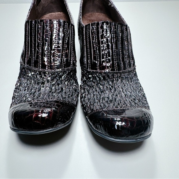 Helle Comfort Crocodile Mule Heel Shoes - Picture 15 of 15